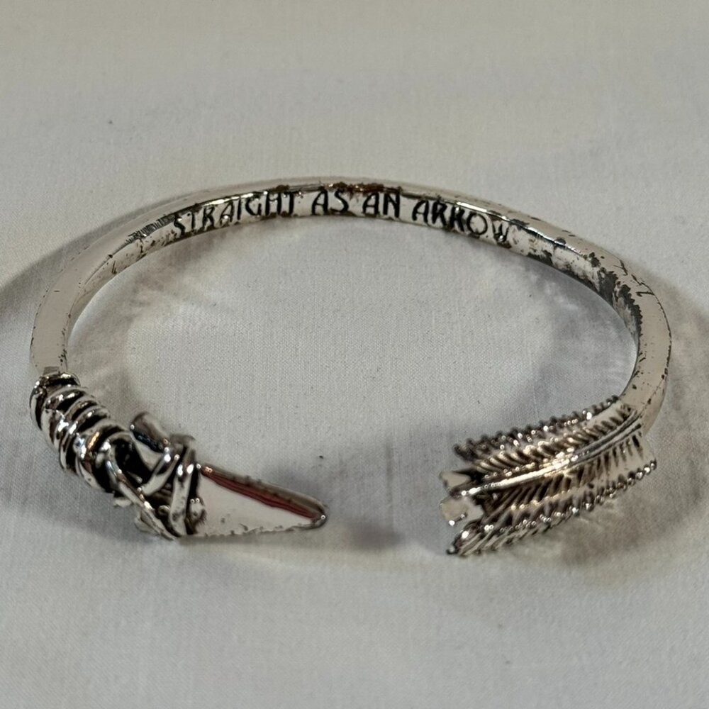 Han Cholo bracelet / bangle